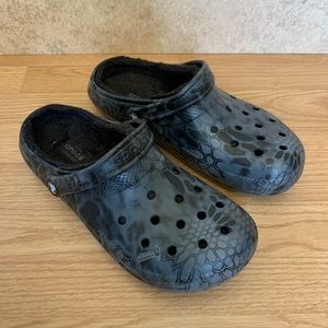Crocs Kryptek Typhon Fleece Lined Clogs Grey Black Size Men's 10 Women's 12